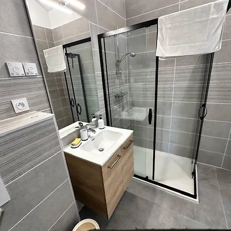 House 30 With 5 Bedrooms Lechaffardcom Apartament Satolas-et-Bonce