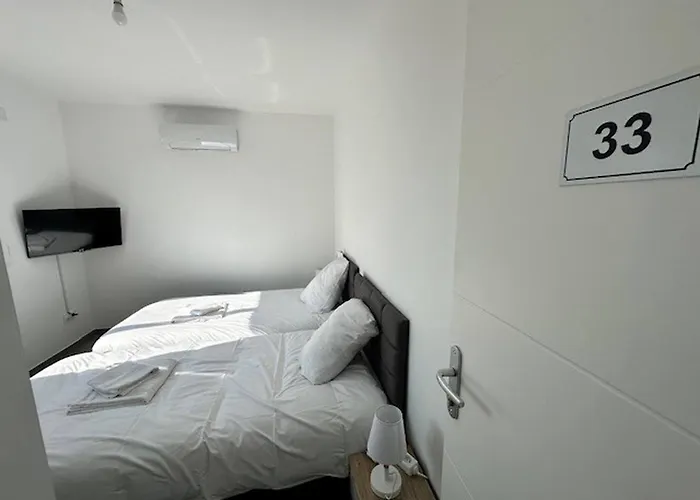 Апартаменты House 30 With 5 Bedrooms Lechaffardcom *