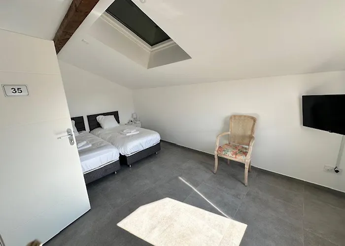 House 30 With 5 Bedrooms Lechaffardcom Satolas-et-Bonce